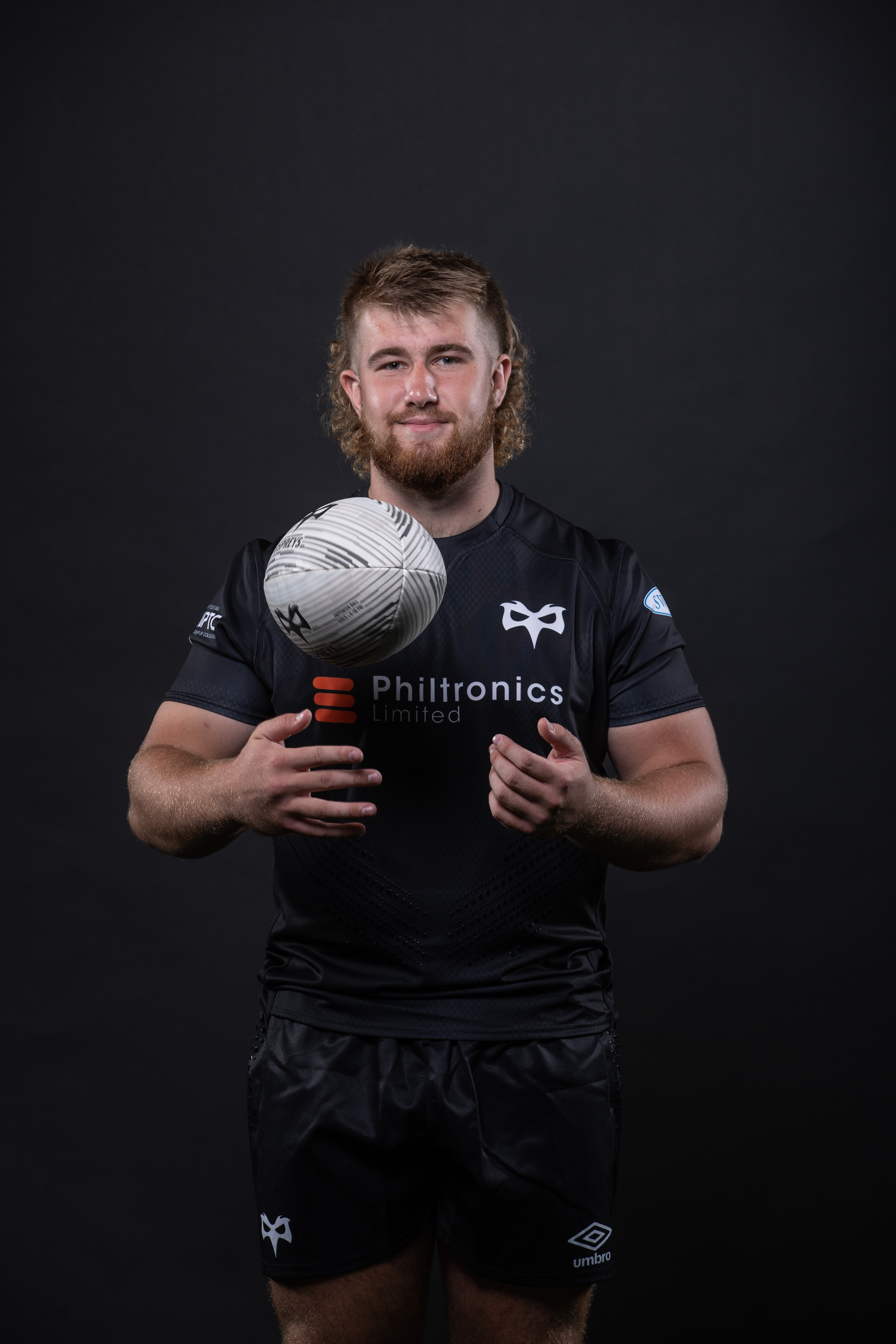 Garyn Phillips Headshot