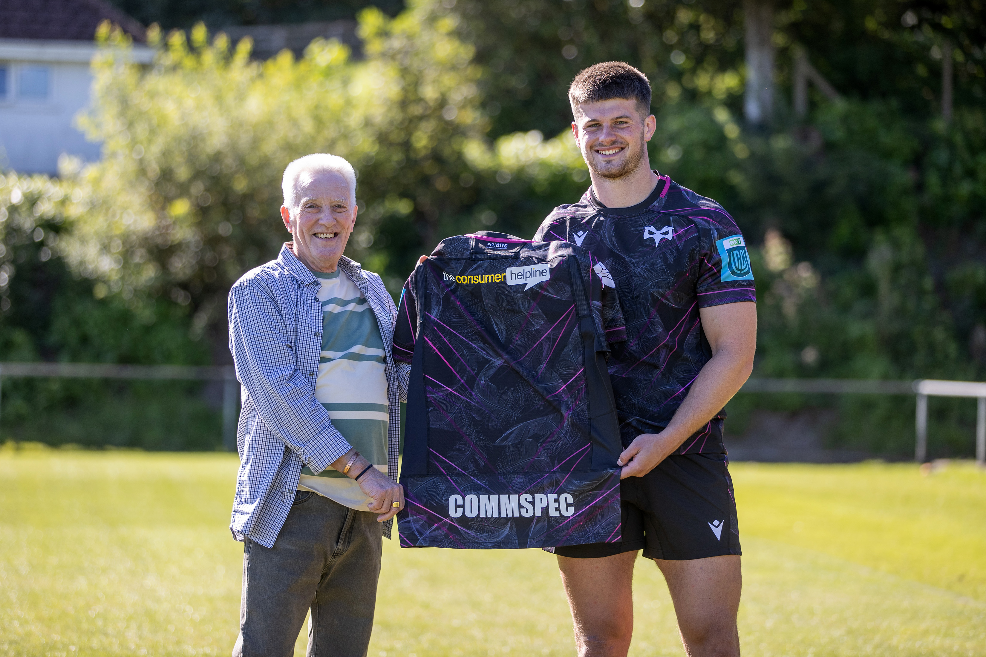 Tristan Davies with sponsors Commspec 