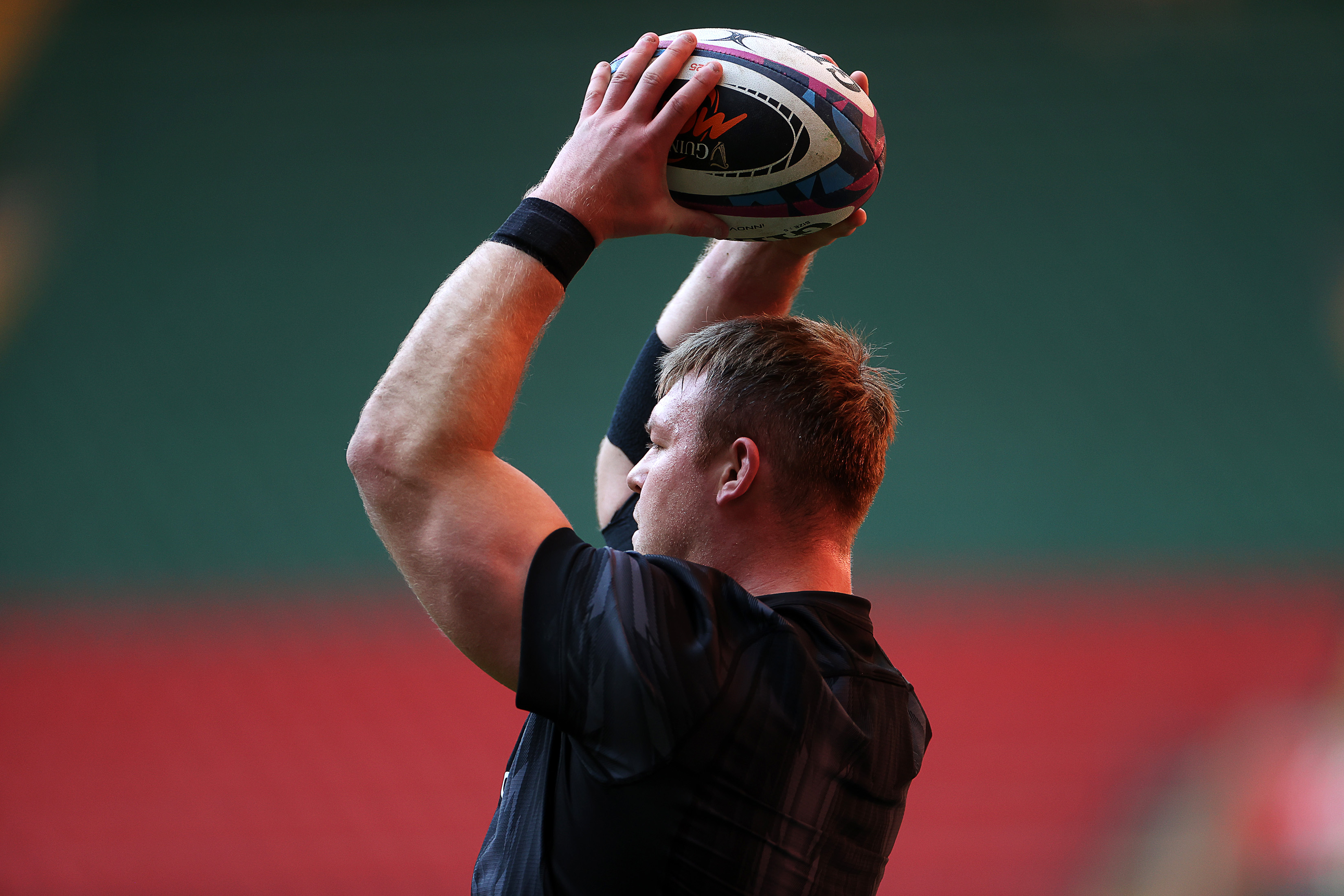 Dewi Lake throws a line out at a training session in the Principality Stadium 