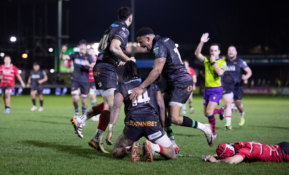 Ospreys beat Ulster in Bridgend