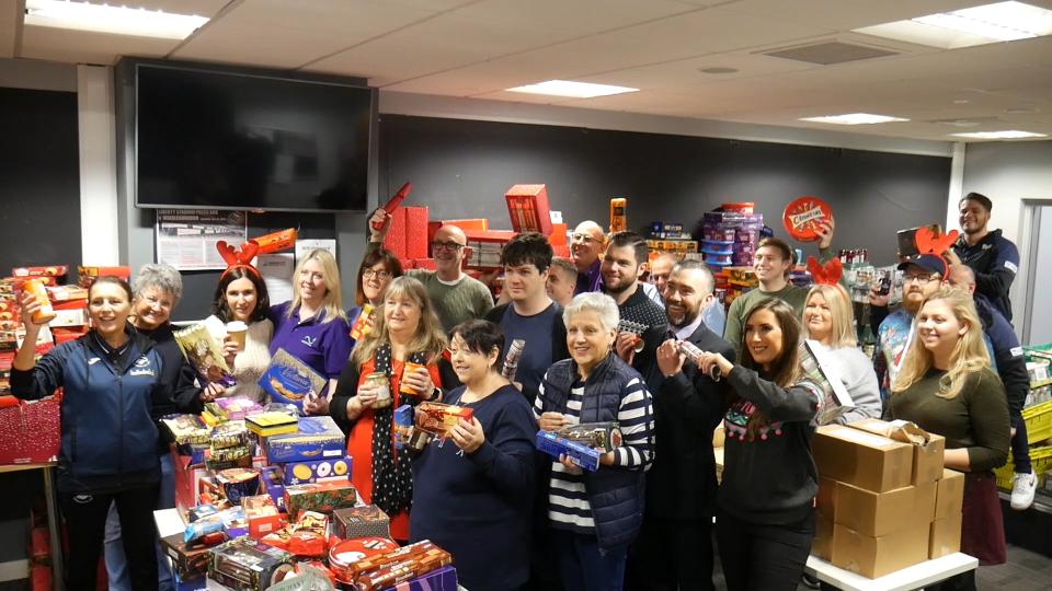 OiTC: Christmas Hamper