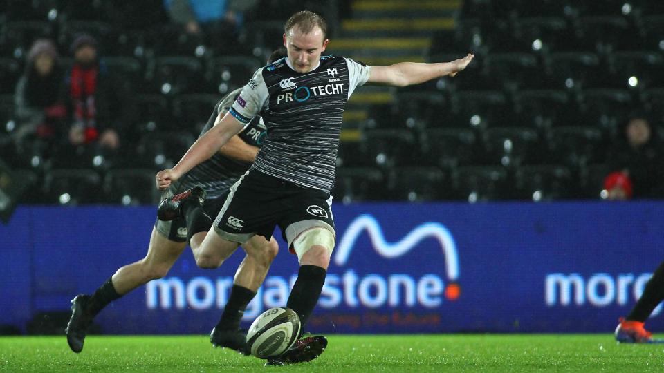 Luke Price Kick v Ulster
