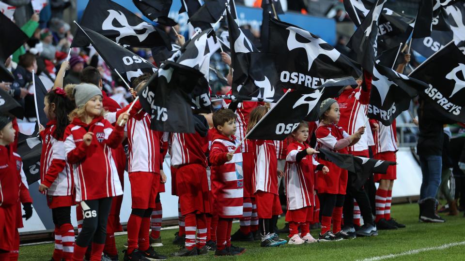 Ospreys flagbearers