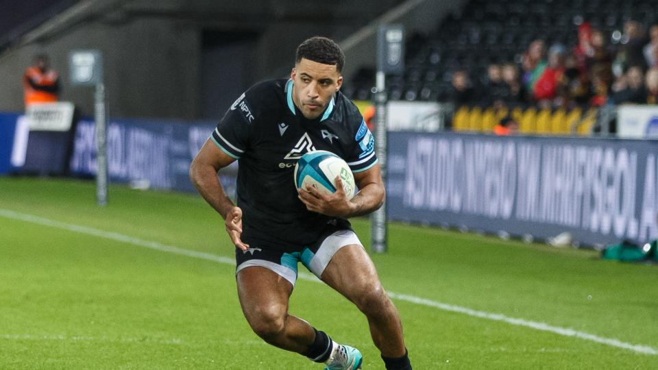 Keelan Giles is called up to the senior squad