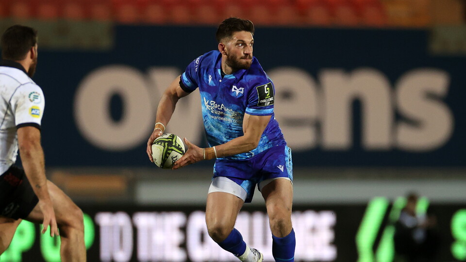 Owen Williams vs Emirates Lions at Parc y Scarlets 