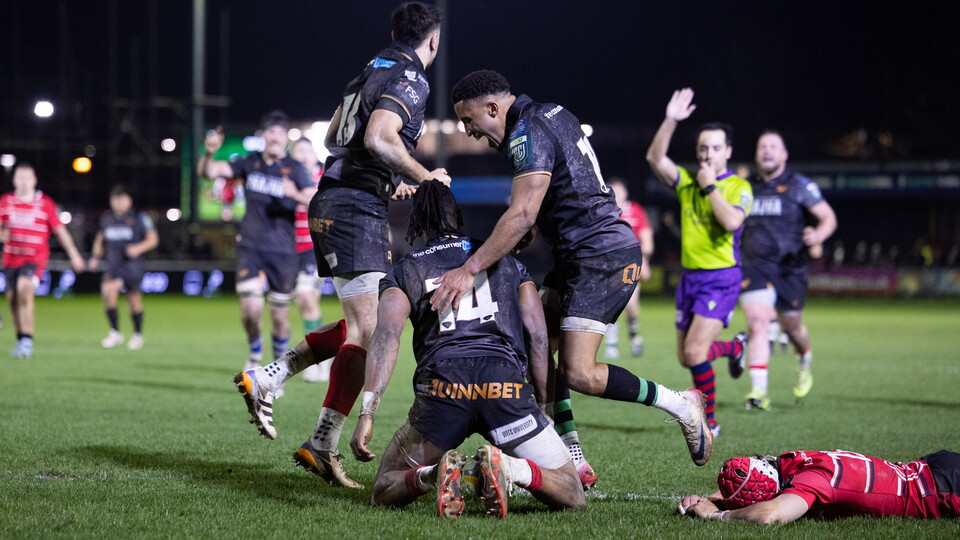 Ospreys beat Ulster in Bridgend
