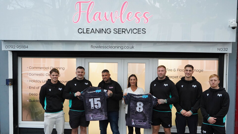 Flawless Sponsor Ospreys 