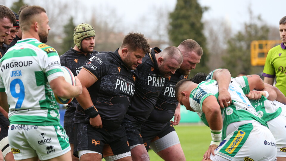 Ospreys pack put in a strong showing against Benetton